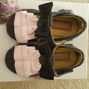 Joyfolie Harlow in Black Size 5t